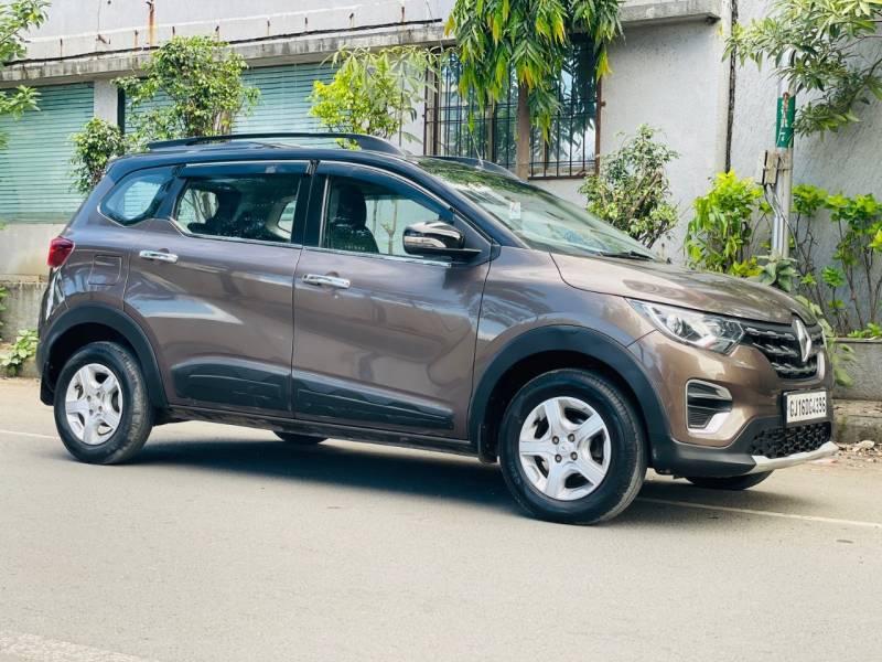 Renault Triber RXT