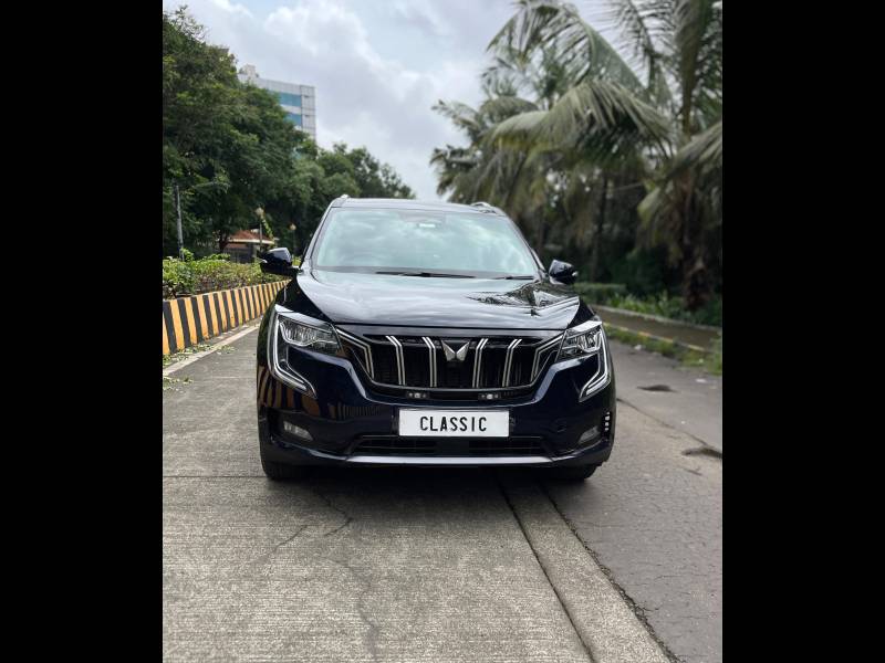 Mahindra XUV700 AX7 Luxury Pack Diesel AT AWD 7 STR