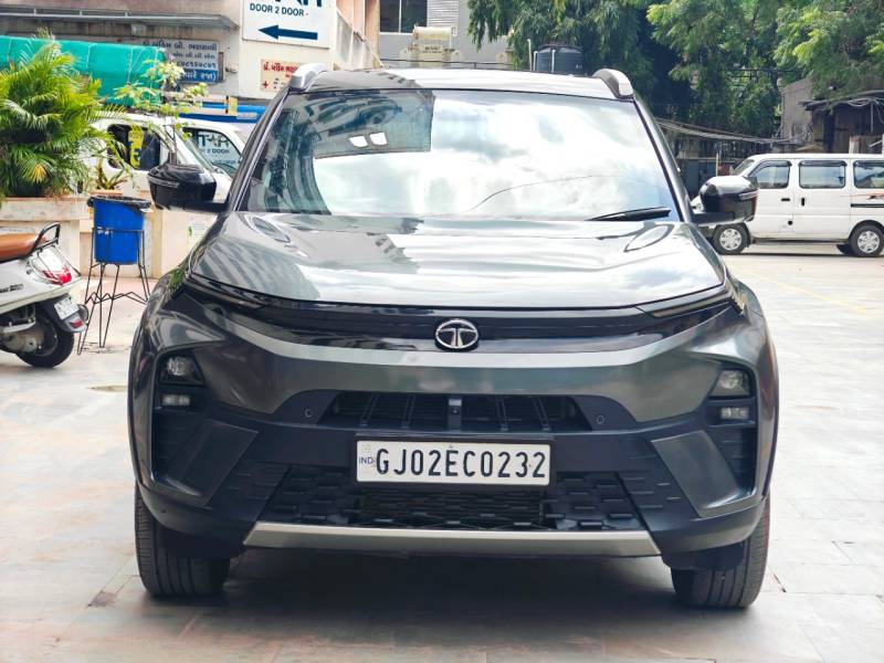 Tata Nexon Fearless Plus (S) 1.2 Petrol 6MT Dual Tone