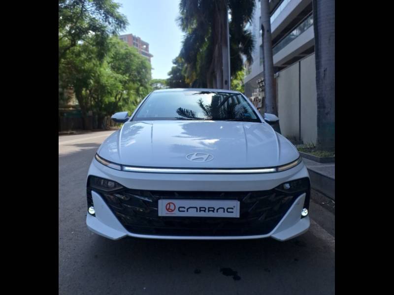 Hyundai Verna SX 1.5 Petrol MT