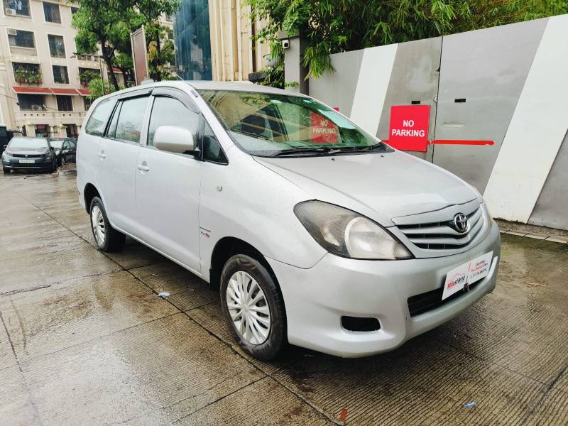 Toyota Innova 2.5 G (Diesel) 7 STR Euro3