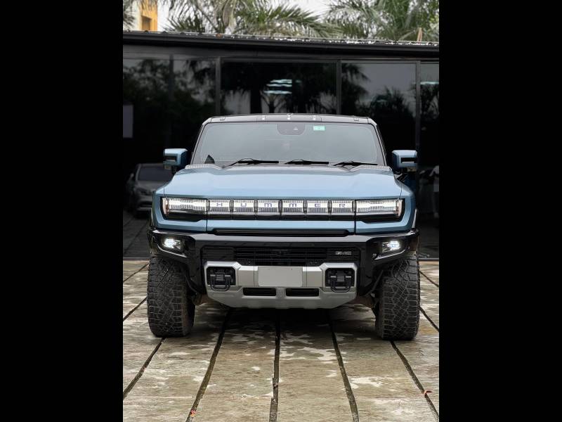 Hummer EV 3X Omega Edition