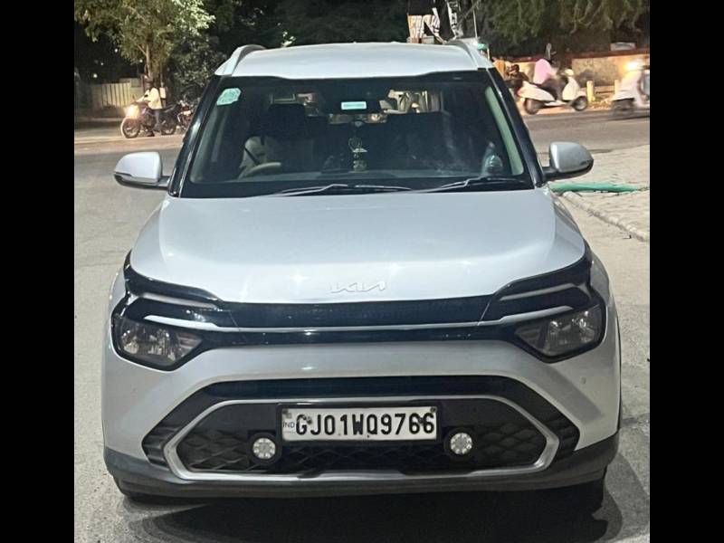 Kia Carens Premium 1.5 Petrol 7 STR