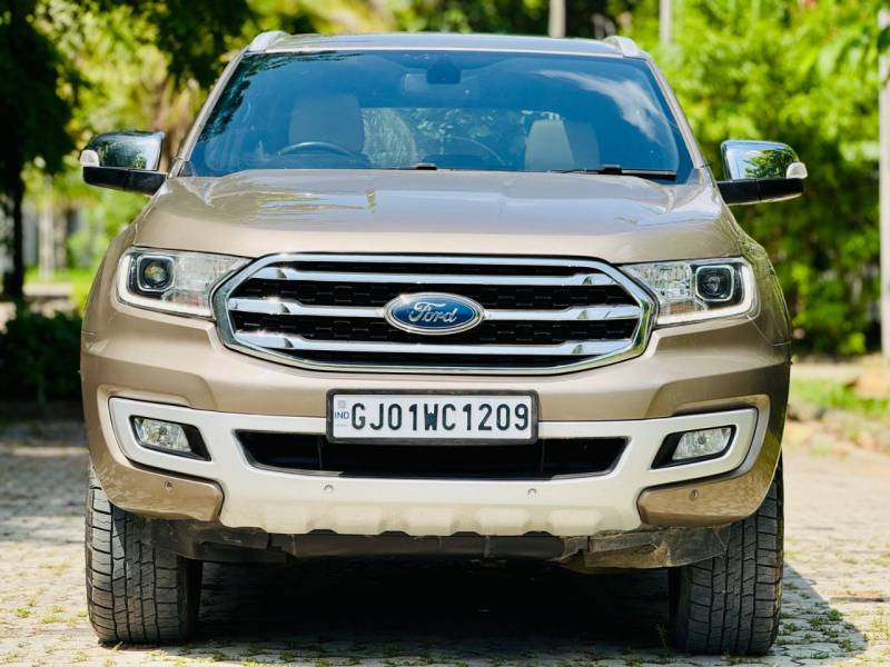 Ford Endeavour Trend 2.2 4x2 AT