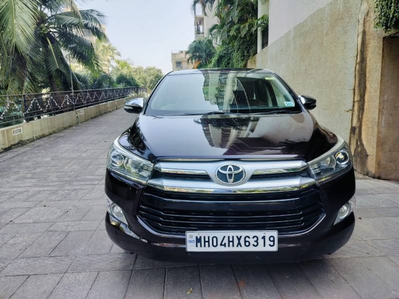 Toyota Innova Crysta 2.8 ZX AT 7 STR