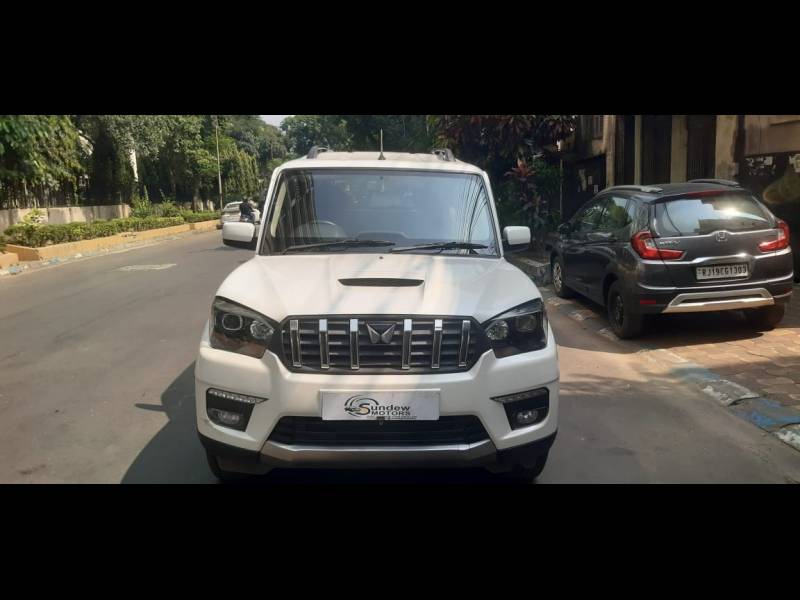 Mahindra Scorpio Classic S MT 7STR