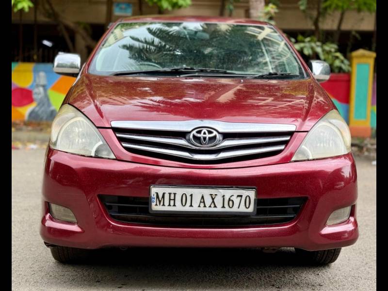 Toyota Innova 2.5 V 7 STR