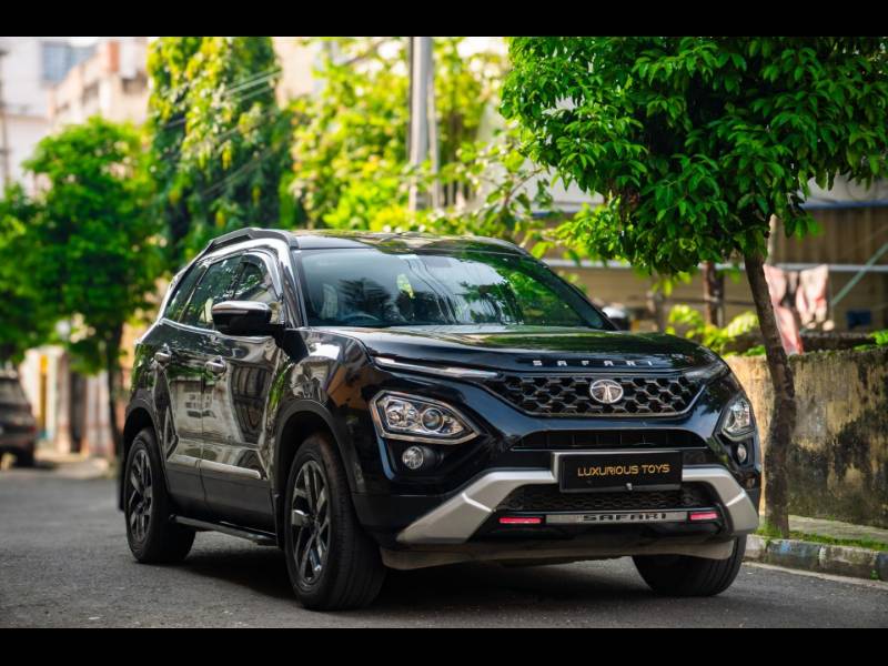 Tata Safari XZ Plus Dark Edition
