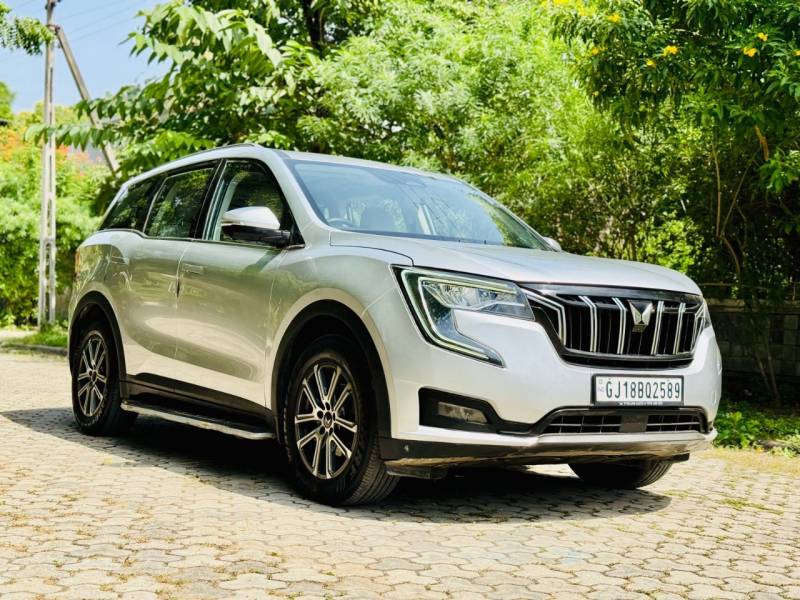 Mahindra XUV700 AX 7 Diesel  AT Luxury Pack 7 STR