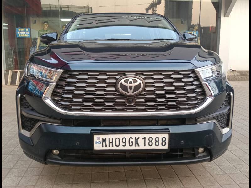 Toyota Innova Hycross ZX Hybrid 7 STR