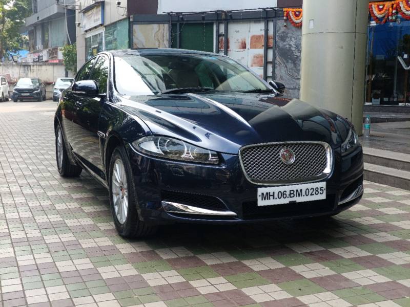 Jaguar XF Luxury 2.0