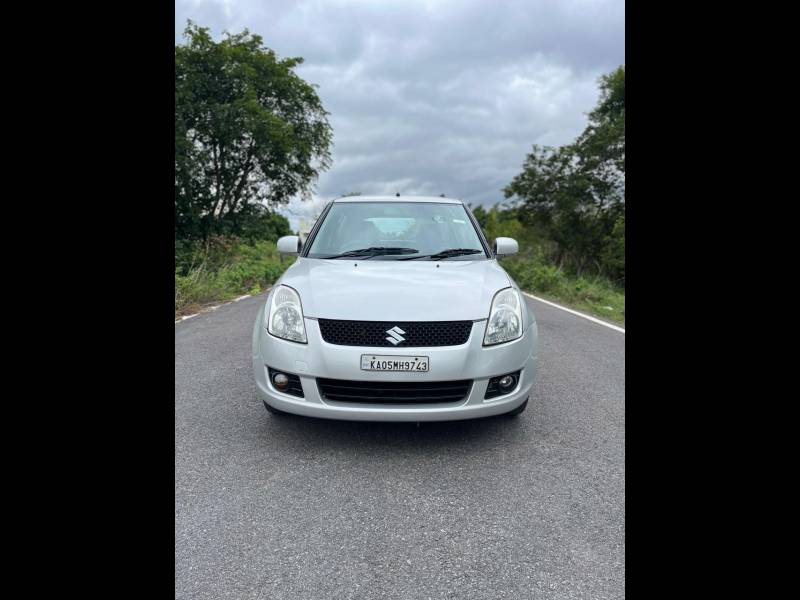 Maruti Suzuki Swift VXi