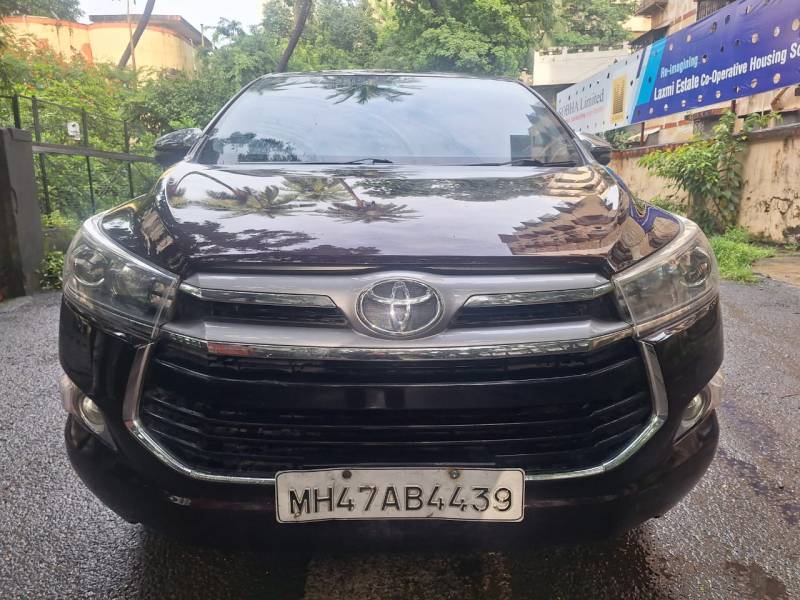 Toyota Innova Crysta 2.8 ZX AT 7 STR