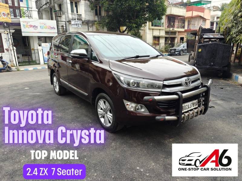 Toyota Innova Crysta 2.4 ZX 7 STR