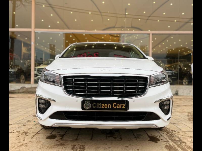 Kia Carnival Prestige 7 STR