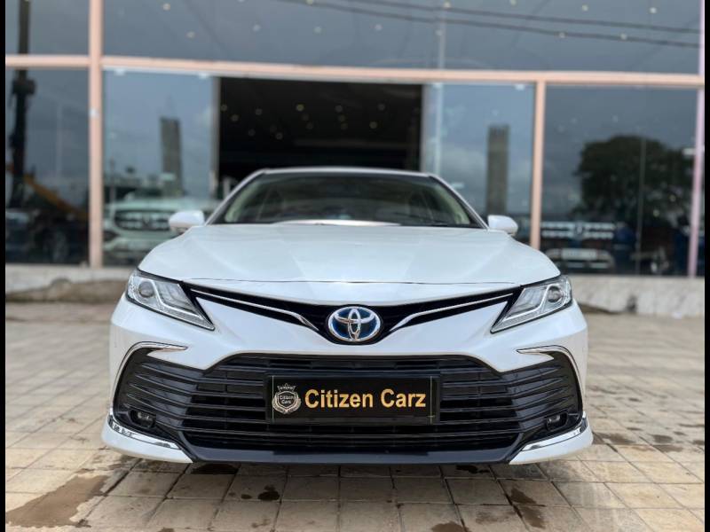 Toyota Camry Hybrid