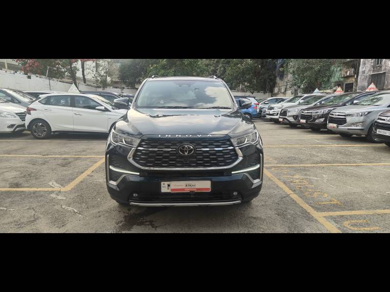 Toyota Innova Hycross ZX (O) Hybrid 7 STR