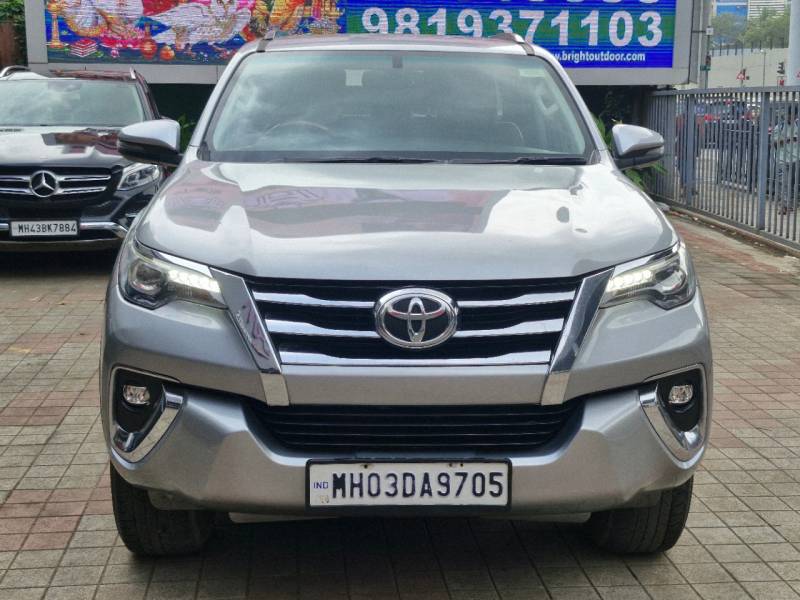 Toyota Fortuner 2.8 4x4 AT