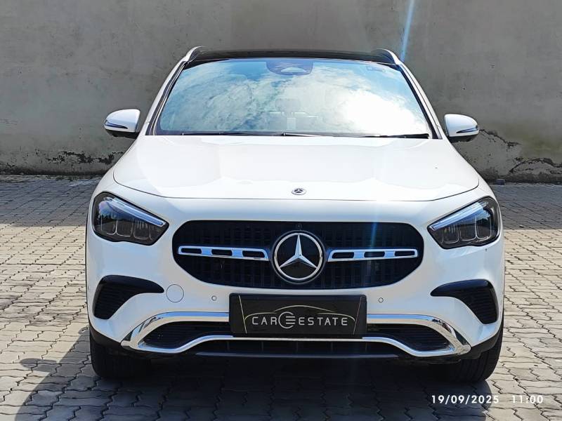 Mercedes Benz GLA 200
