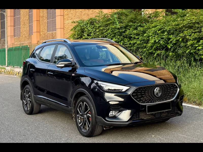 Morris Garage Astor Savvy 1.3 Turbo AT S Red