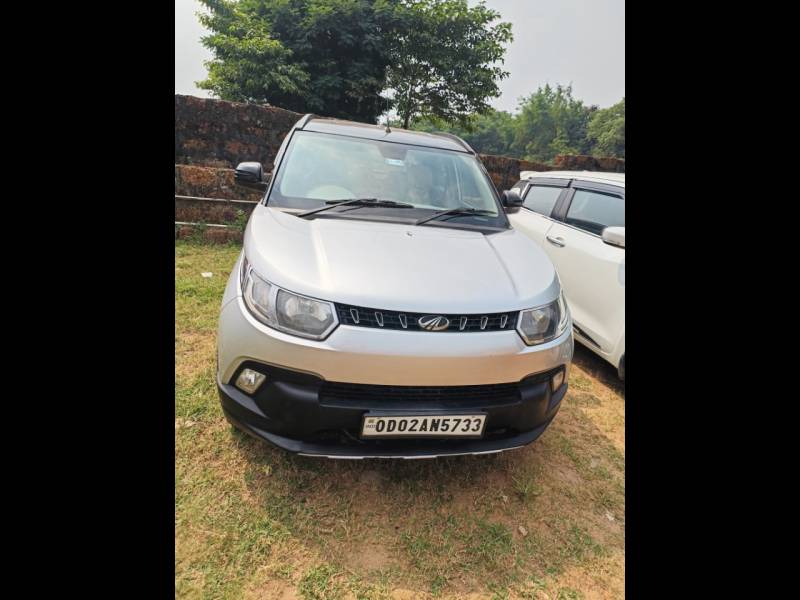 Mahindra KUV100 K8 Diesel 6 STR Dual Tone