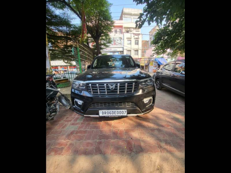 Mahindra Scorpio-N Z8 L Diesel MT 2WD 7 STR