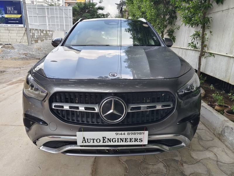 Mercedes Benz GLA 200