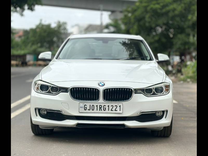 BMW 3 Series 320d Luxury Line Sedan