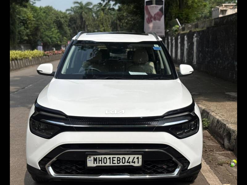 Kia Carens Luxury Plus 1.4 Petrol DCT 7 STR