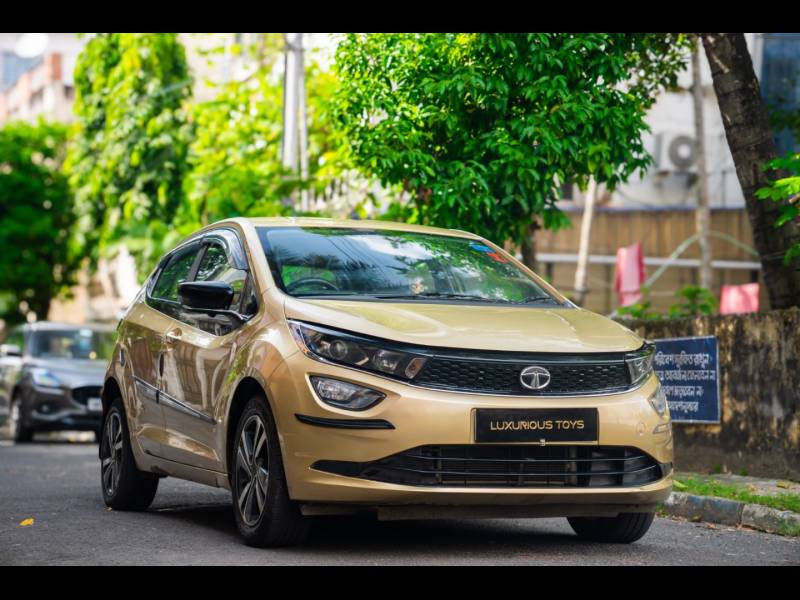 Tata Altroz XT Petrol