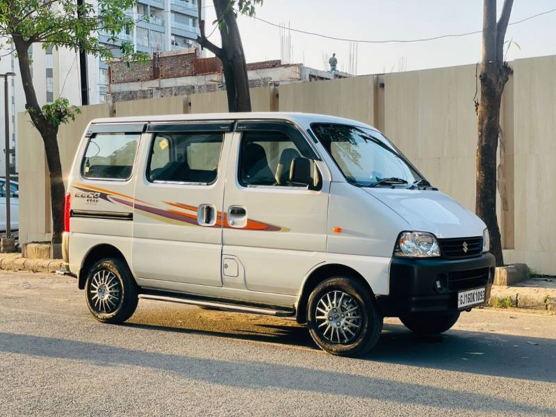 Maruti Suzuki Eeco 5 STR AC
