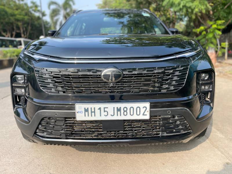 Tata Safari Accomplished Plus Dual Tone AT 7 STR