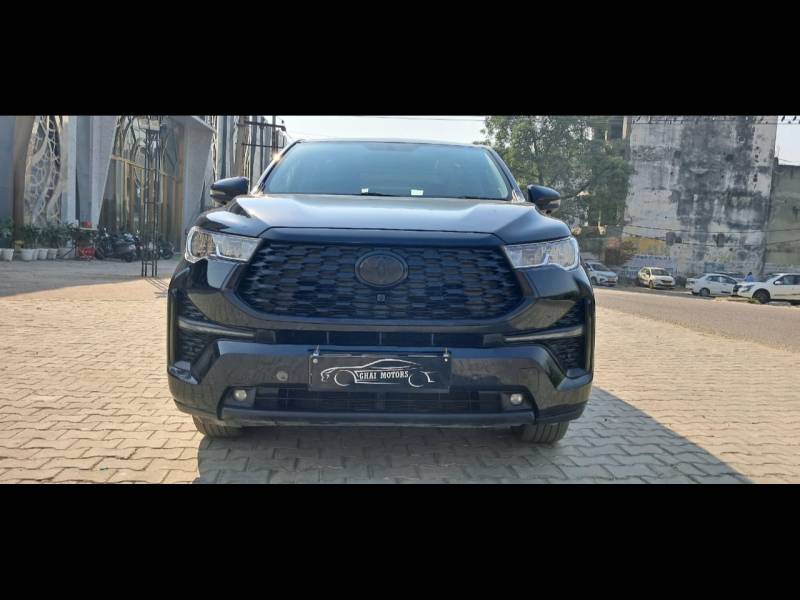 Toyota Innova Hycross ZX (O) Hybrid 7 STR