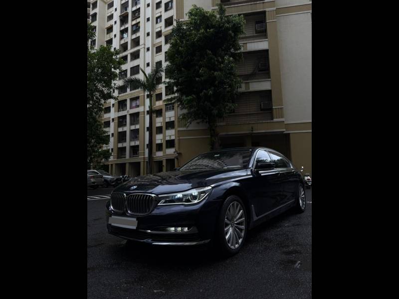 BMW 7 Series 730d Sedan