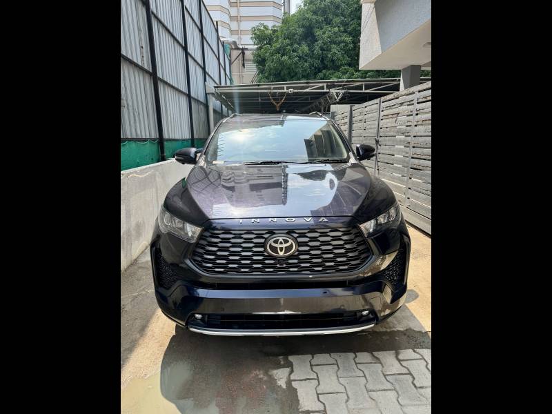 Toyota Innova Hycross GX (O) 7 STR