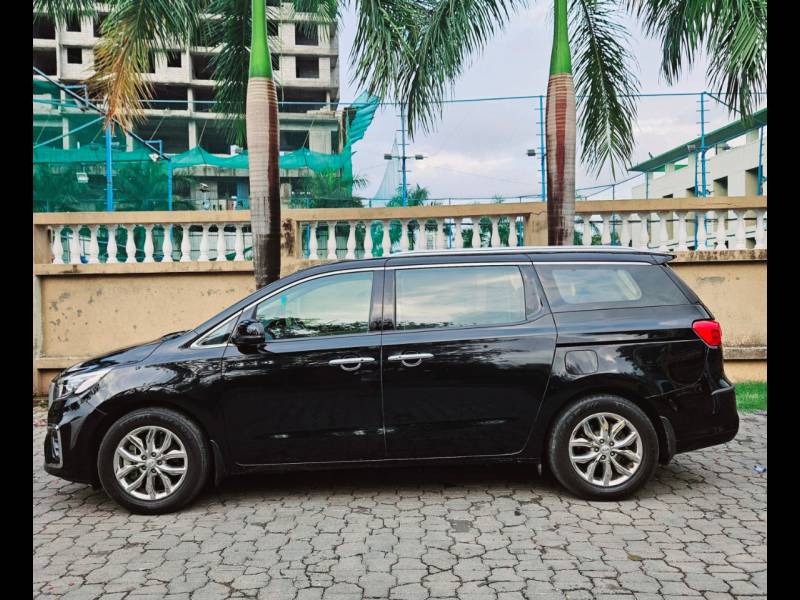 Kia Carnival Limousine 7 STR