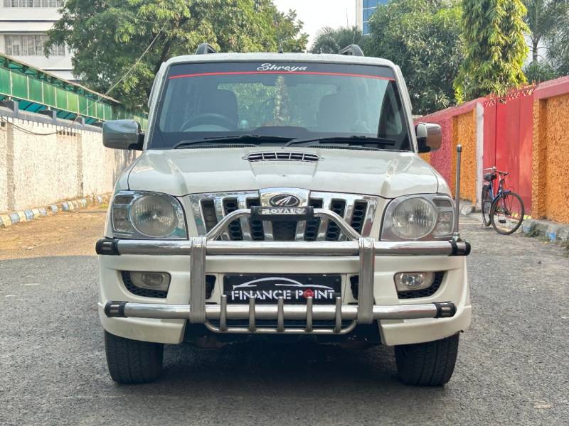 Mahindra Scorpio LX BS IV