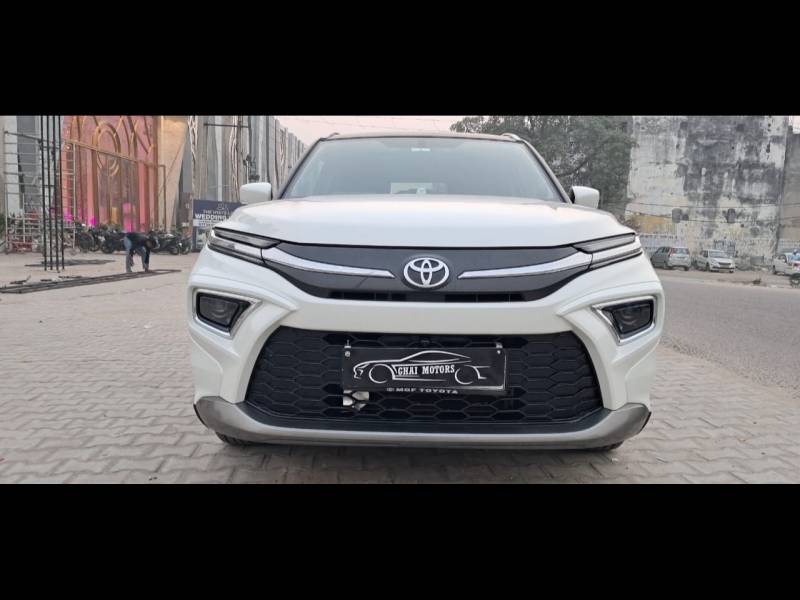 Toyota Urban Cruiser Hyryder V Hybrid