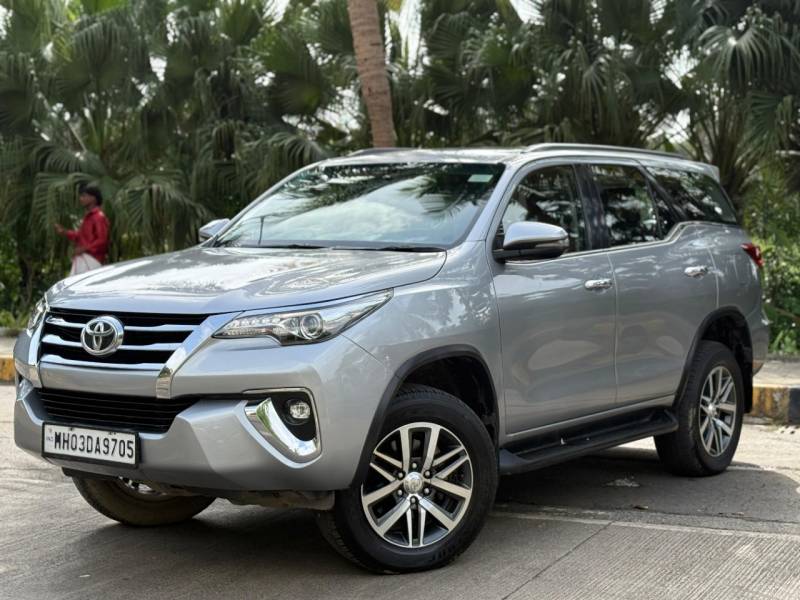 Toyota Fortuner 2.8 4x4 AT