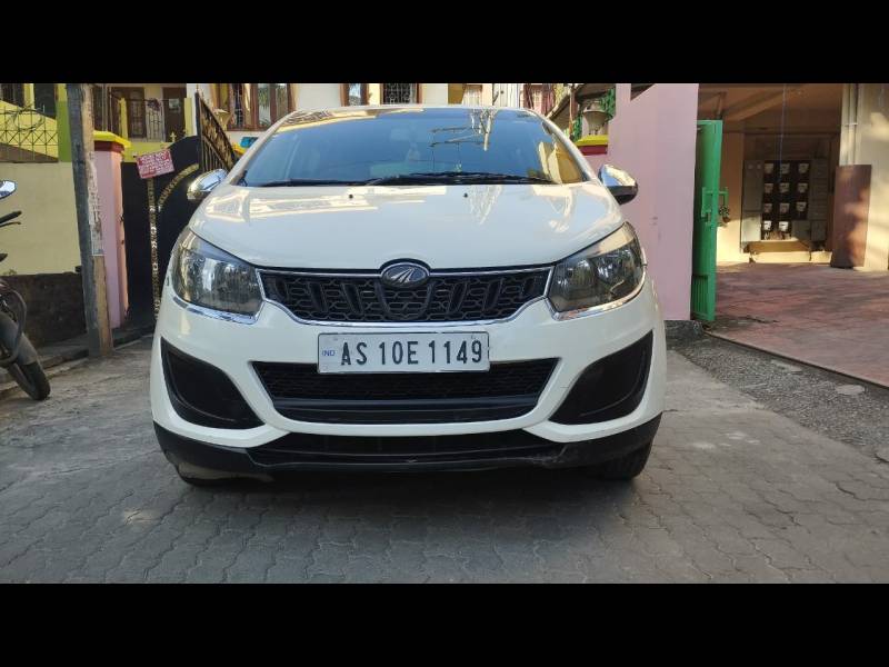 Mahindra Marazzo M2 7 STR