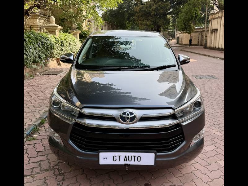 Toyota Innova Crysta 2.8 ZX AT 7 STR