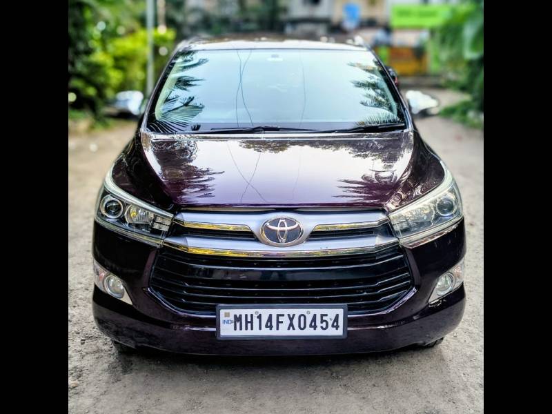 Toyota Innova Crysta 2.8 ZX AT 7 STR