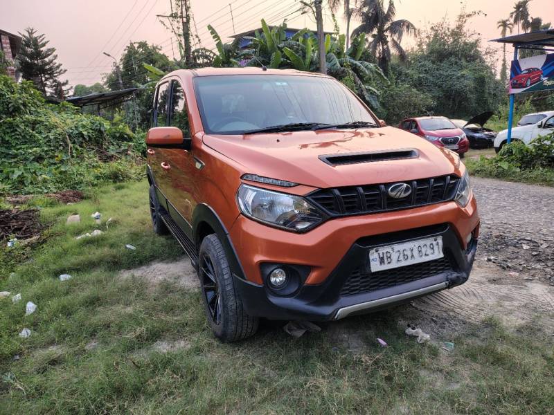 Mahindra NuvoSport N8