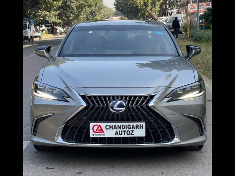 Lexus ES 300h Luxury