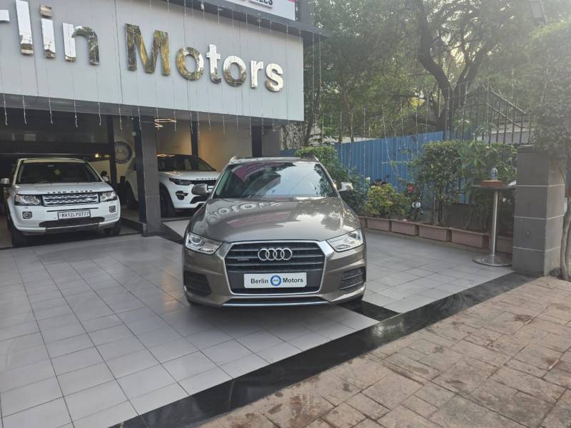 Audi Q3 35 TDI quattro Premium Plus