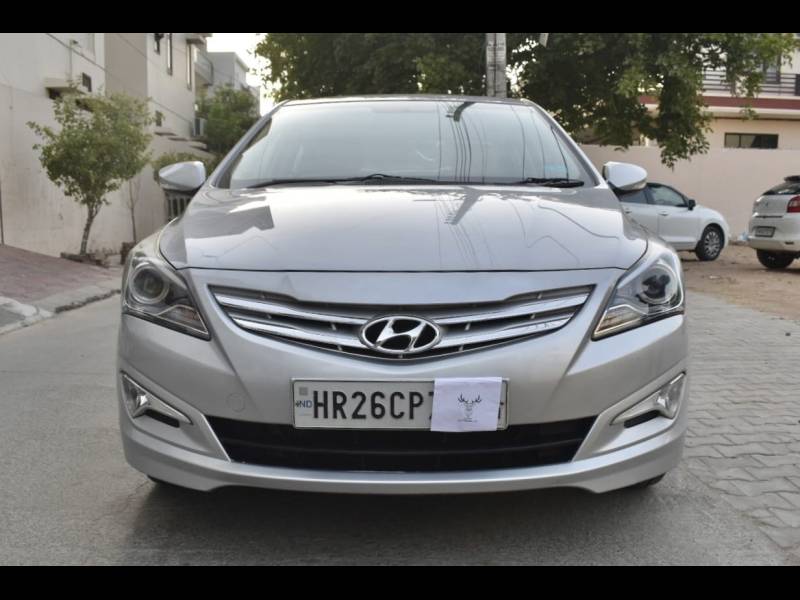 Hyundai Verna 1.6 VTVT SX