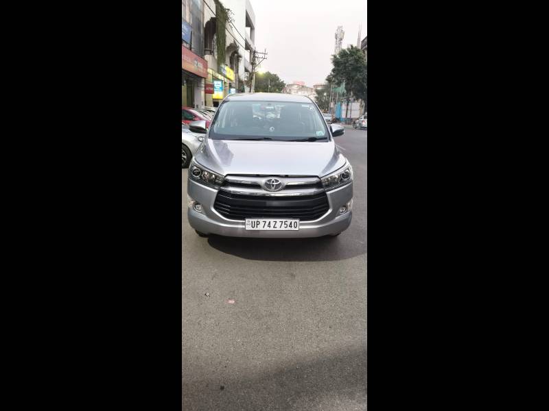 Toyota Innova Crysta 2.4 V Diesel