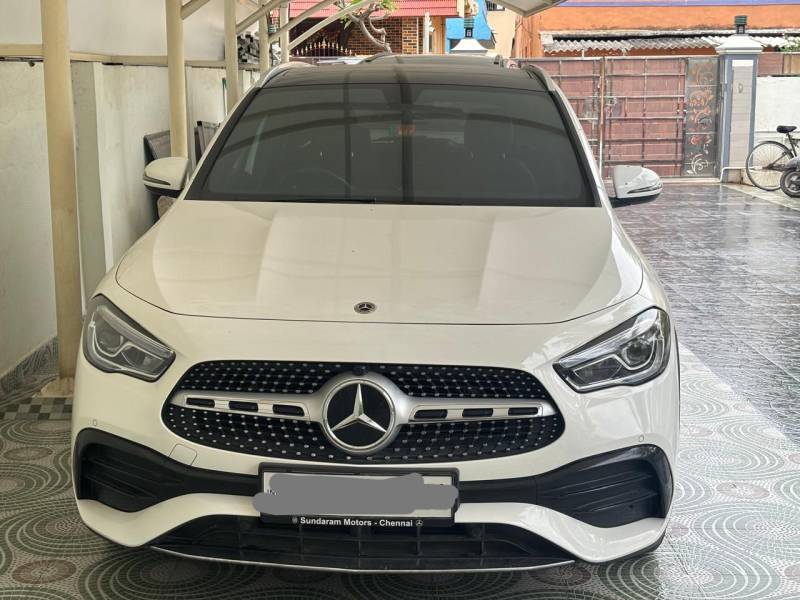Mercedes Benz GLA 220d AMG Line 4MATIC