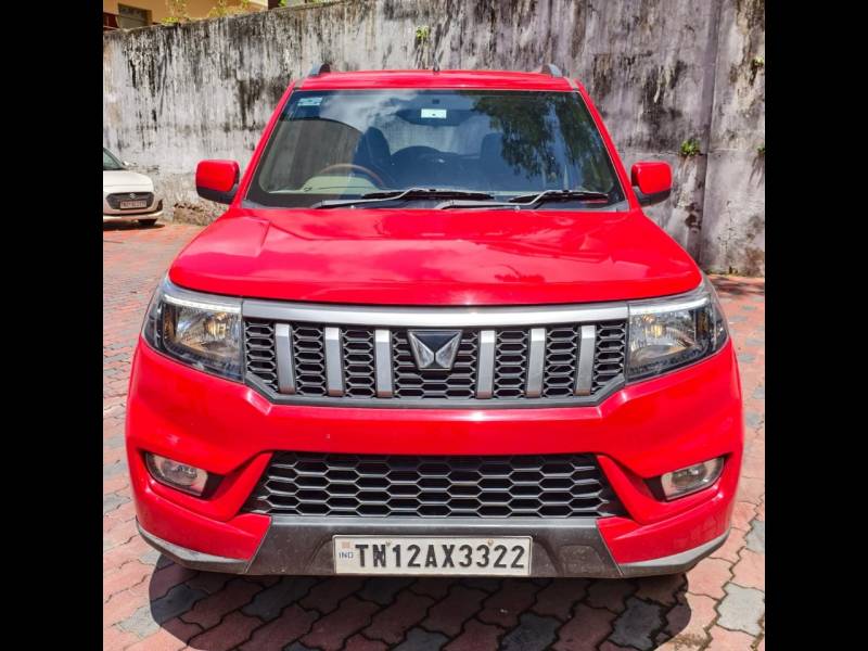 Mahindra Bolero Neo N8