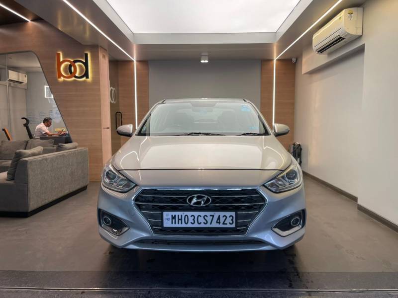 Hyundai Verna SX (O) AT Anniversary Edition 1.6 VTVT